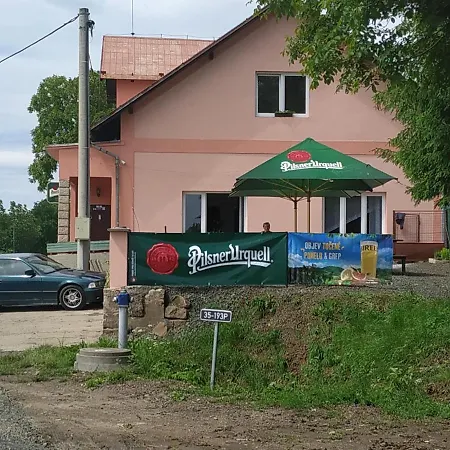 U Křemílka Inn Jičín