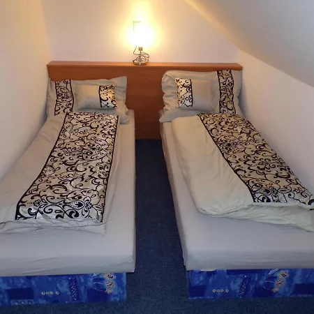 U Křemílka Inn Jičín